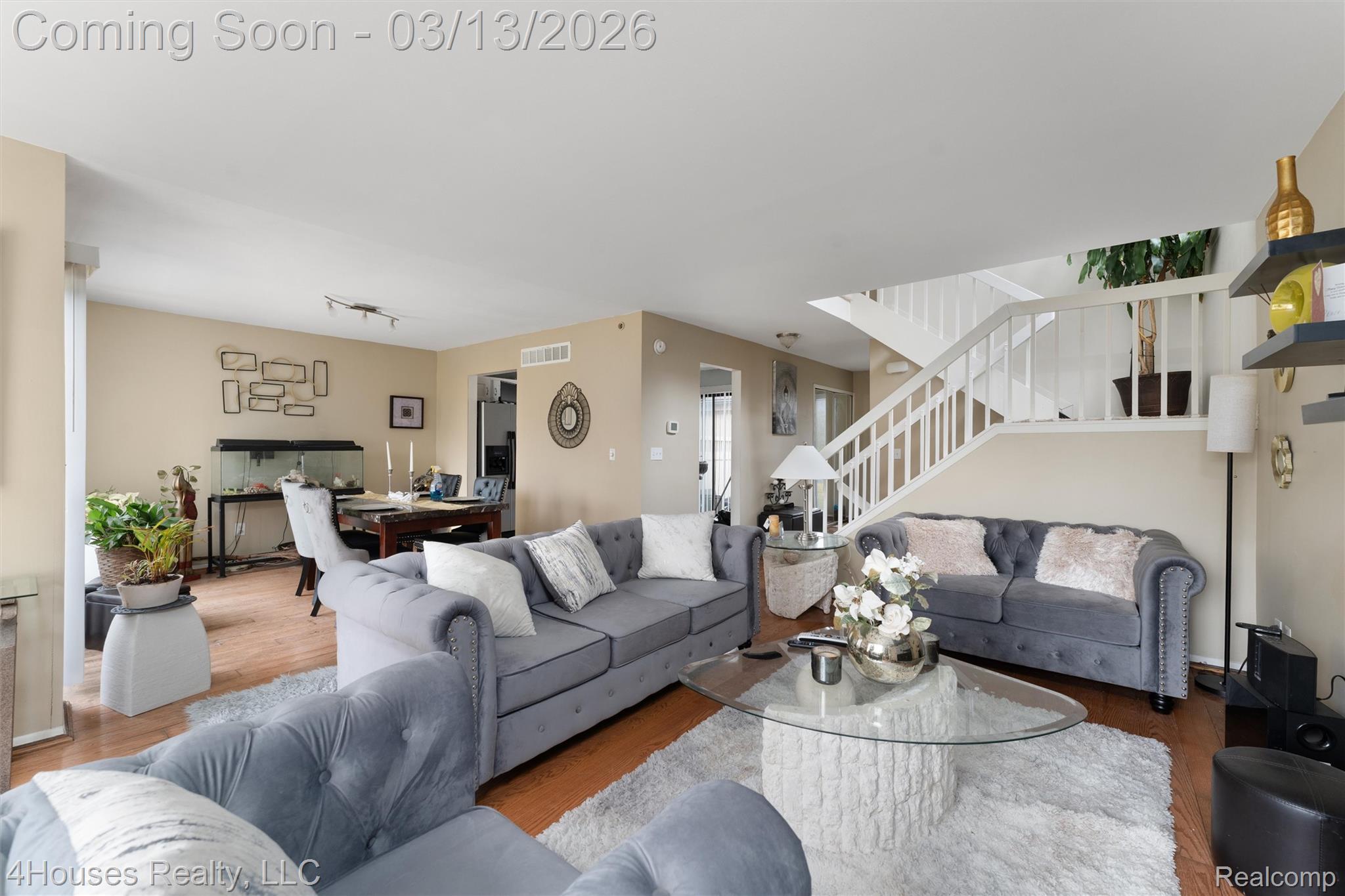 25039 N Woodvale Drive N 25