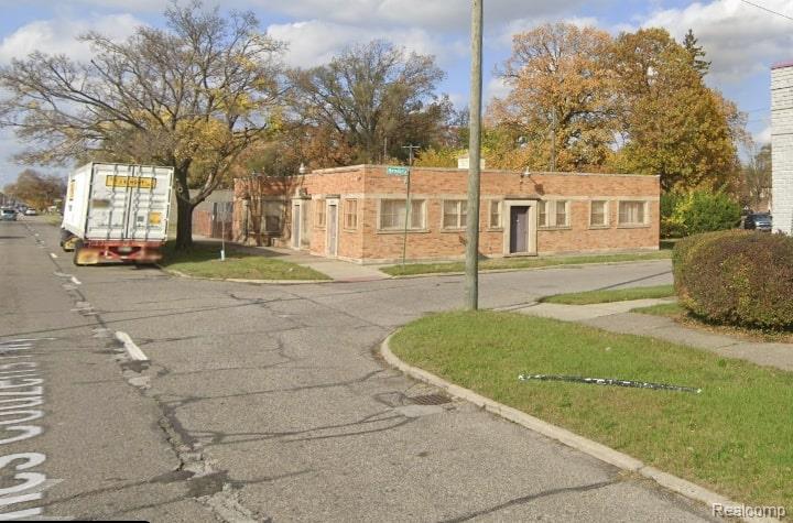 16210 James Couzens Freeway