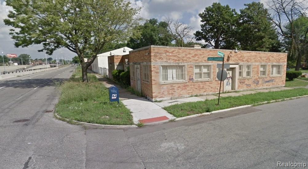 16210 James Couzens Freeway