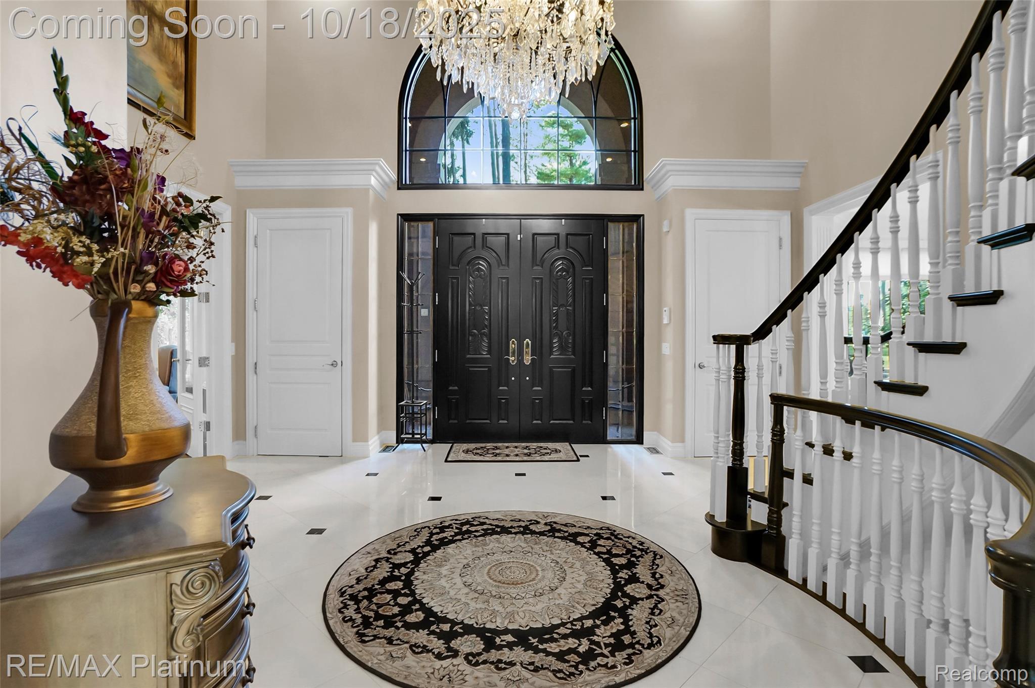 5479 River Ridge Drive