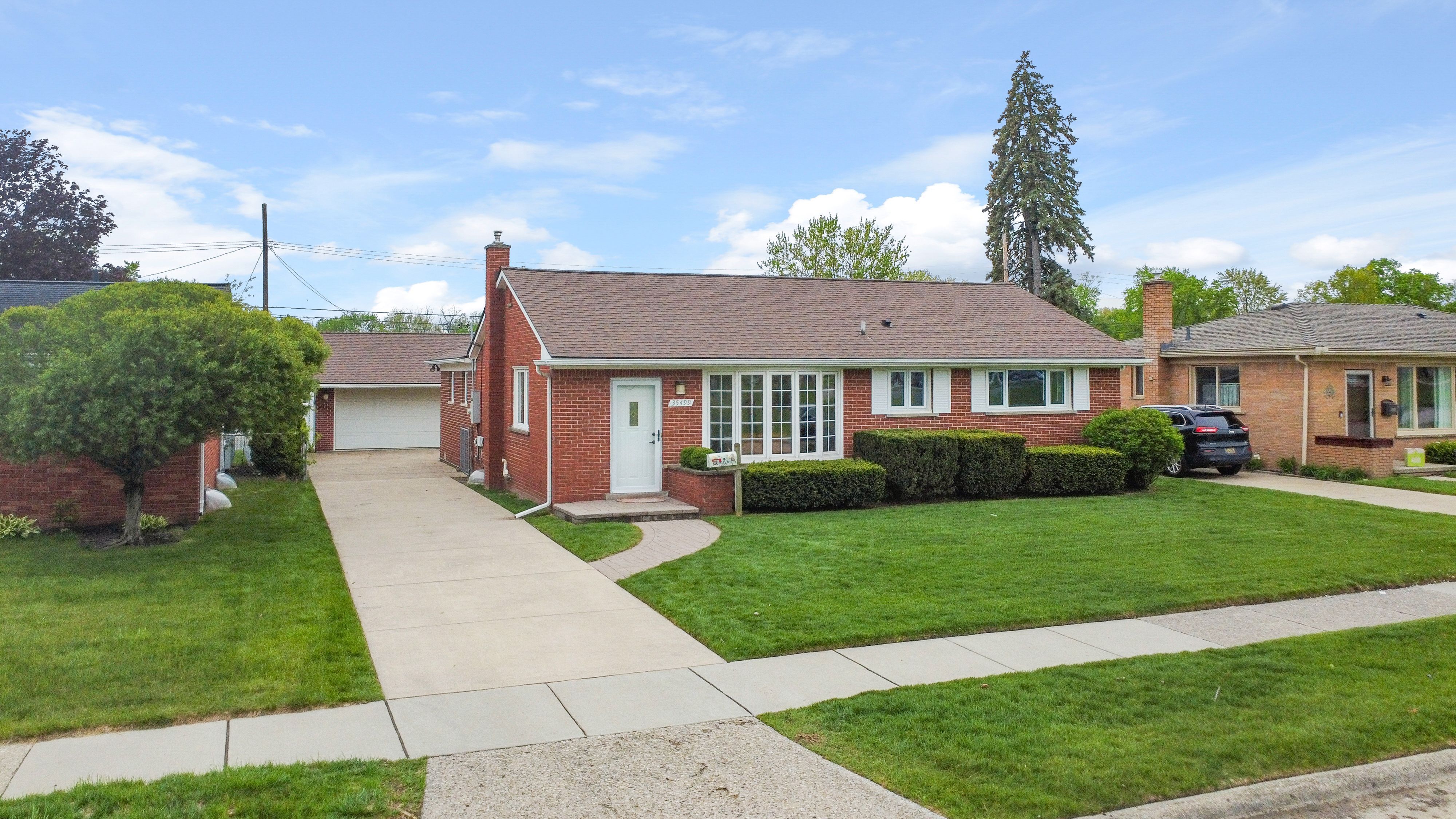 35499 RICHLAND Street