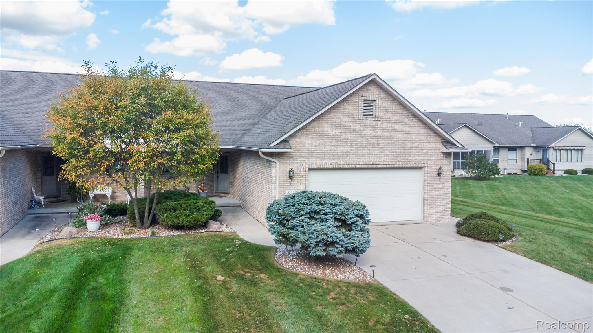 5355 Wyndemere Common Square