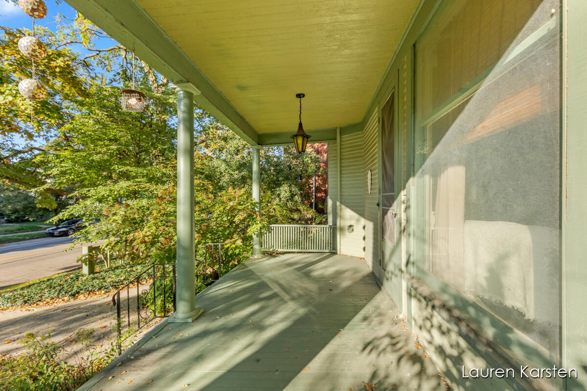 623 Cherry Street SE