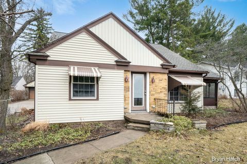 2836 Fuller Avenue NE Grand Rapids City MI 49505