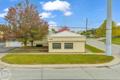 12525 E 9 MILE Road Warren City MI 48089