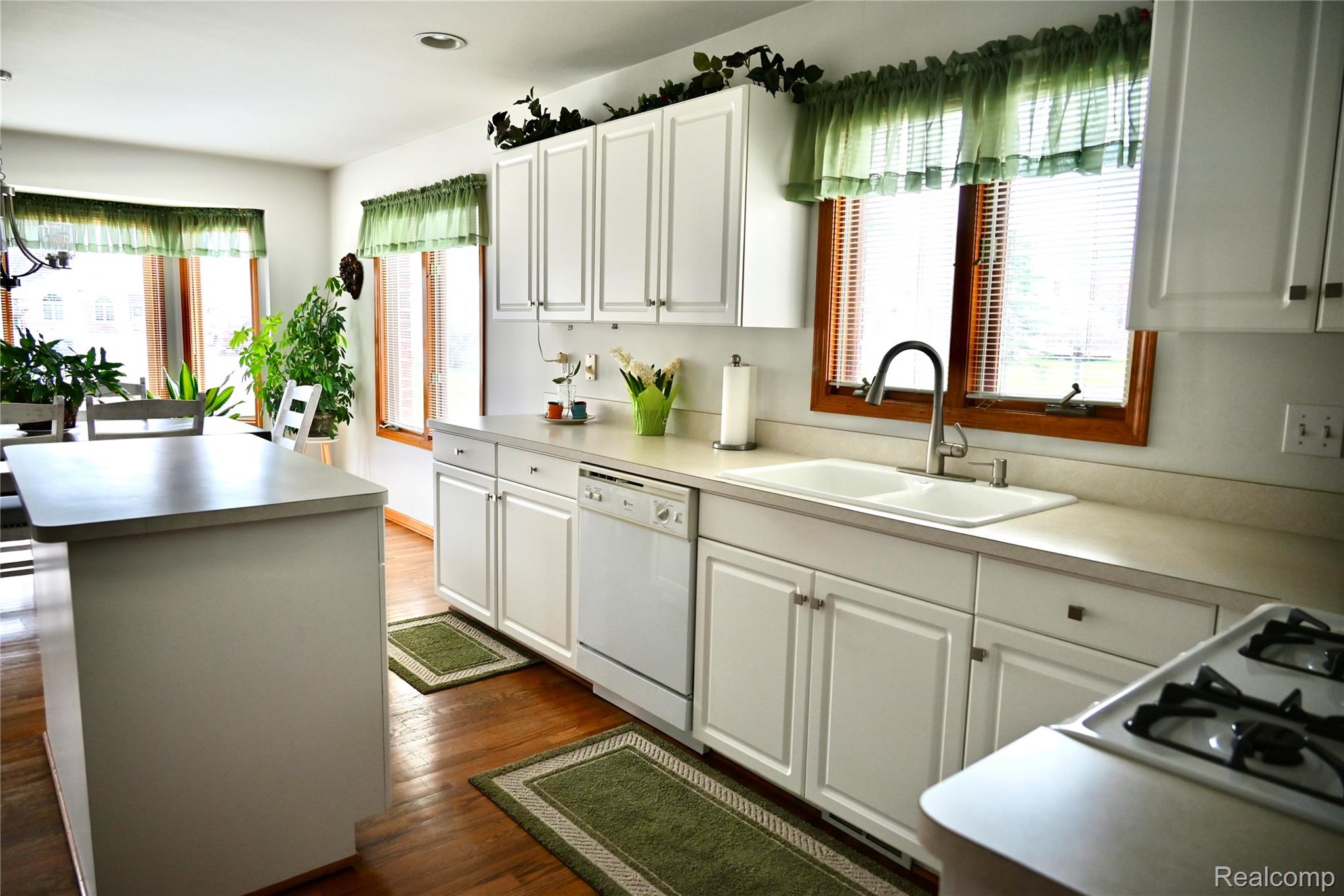 13433 Mulberry Trail