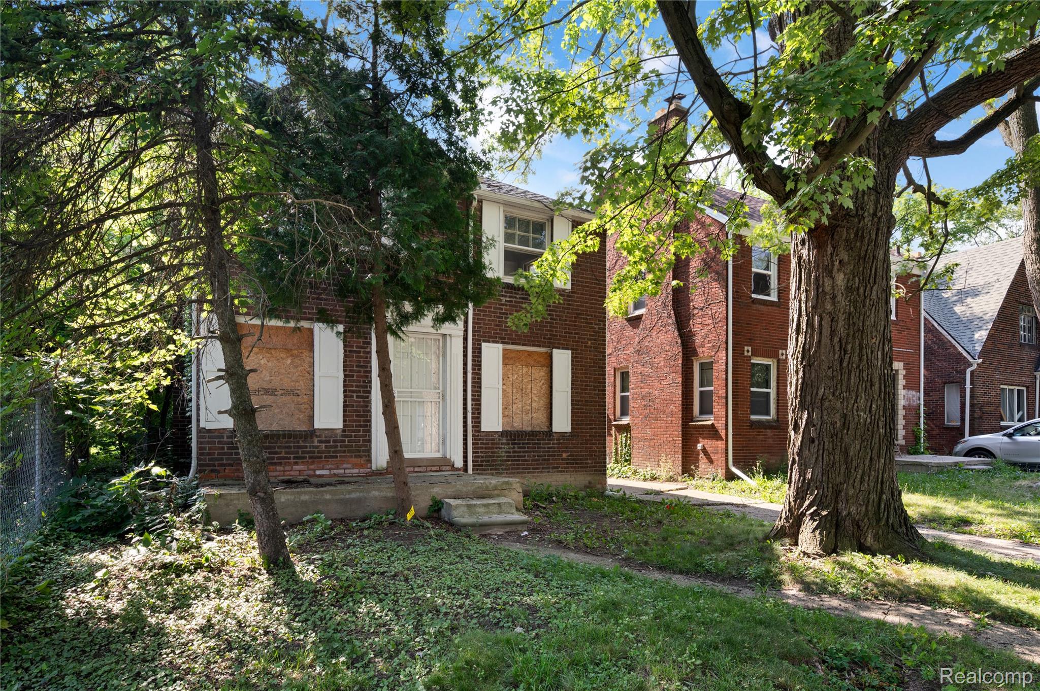 10438 Wayburn Street