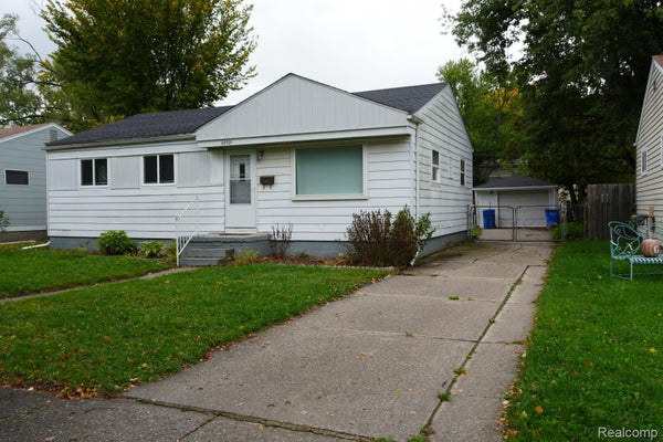 22521 IRA BLVD, WARREN, MI 48091 - Image b5b7242e01190b0eee93fb6b2dbedf58/3011135448