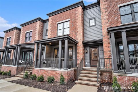 7277 Schoolhouse Drive SE 6 Ada Township MI 49301