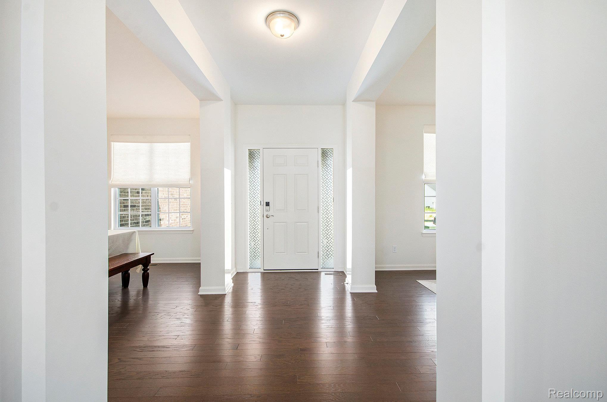 1105 Lindenhill Lane