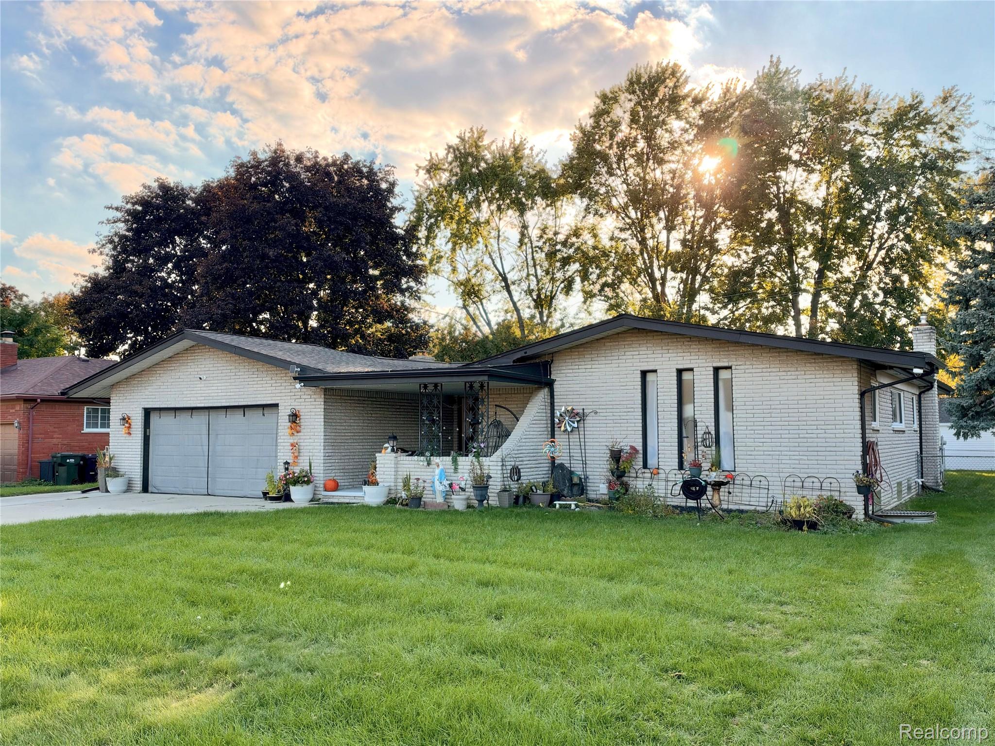 38233 Medville Drive
