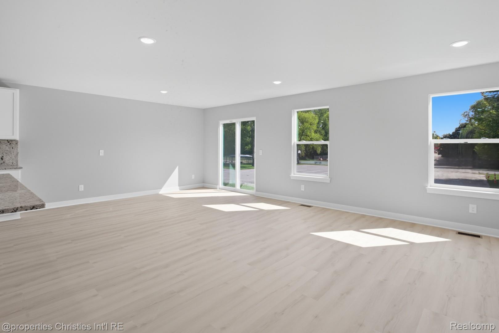 114 Parsons Lane