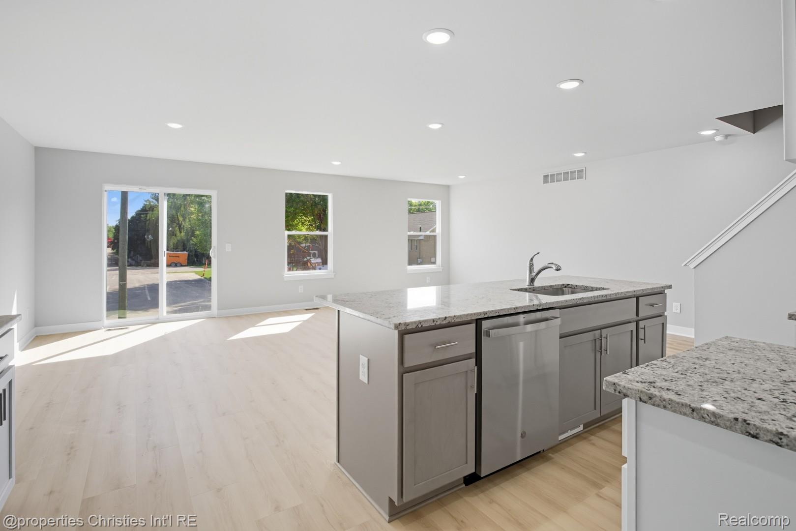 114 Parsons Lane