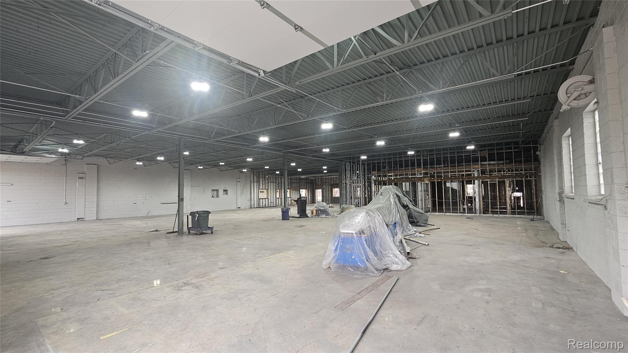 26071 Dequindre Road