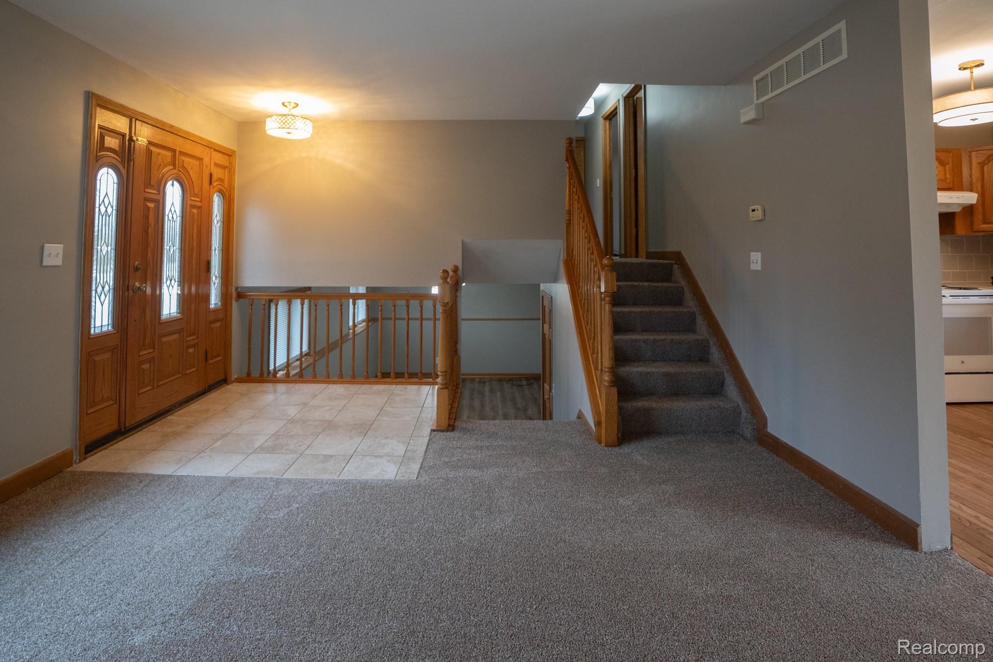 758 South Boulevard W