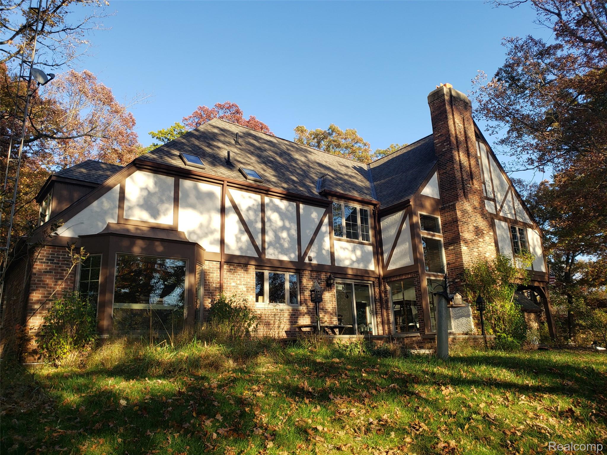 15000 Bishop Road