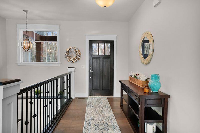 8006 S Potawatomi Court