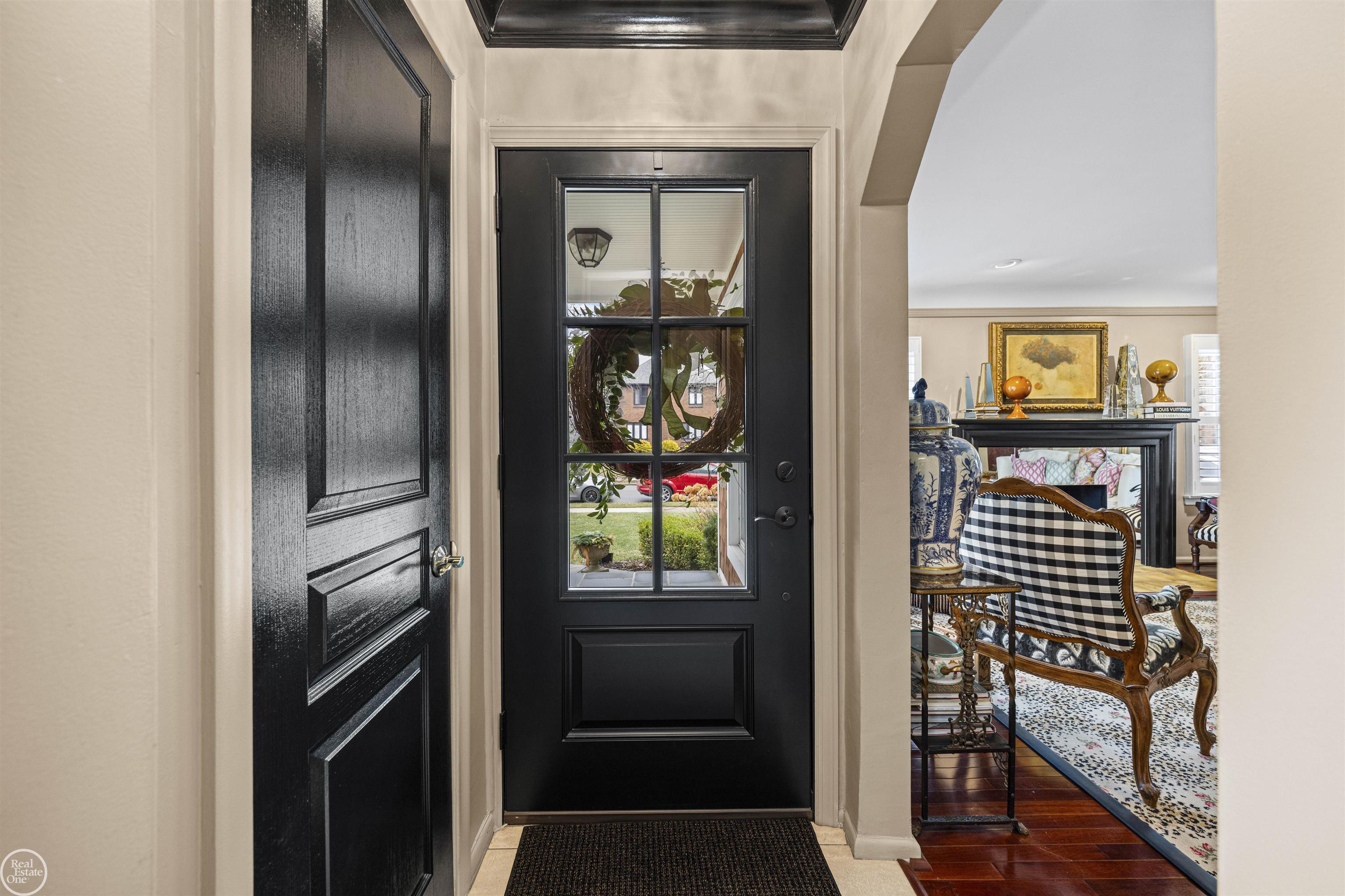 1393 Grayton St Street