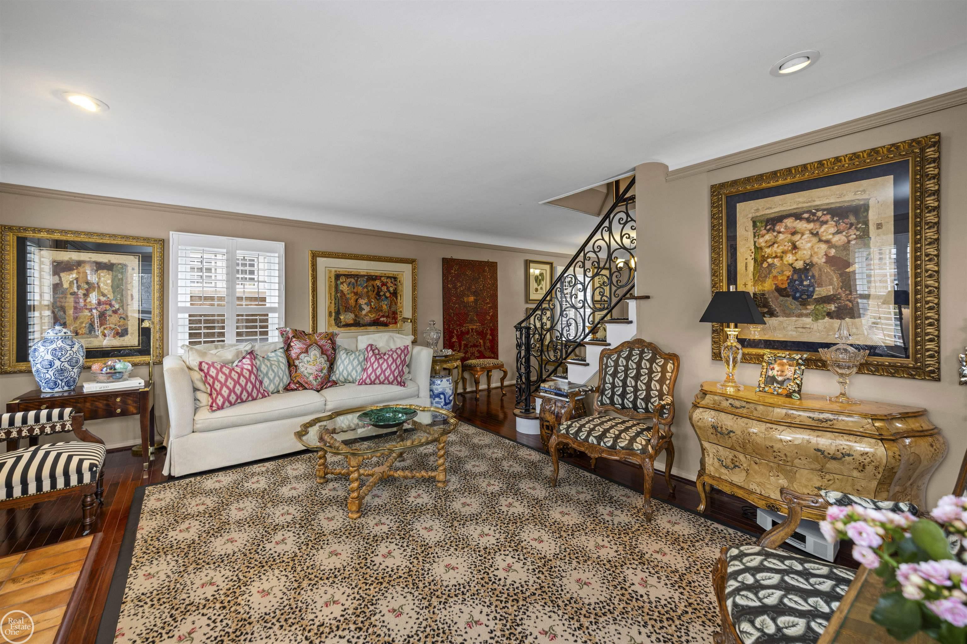 1393 Grayton St Street