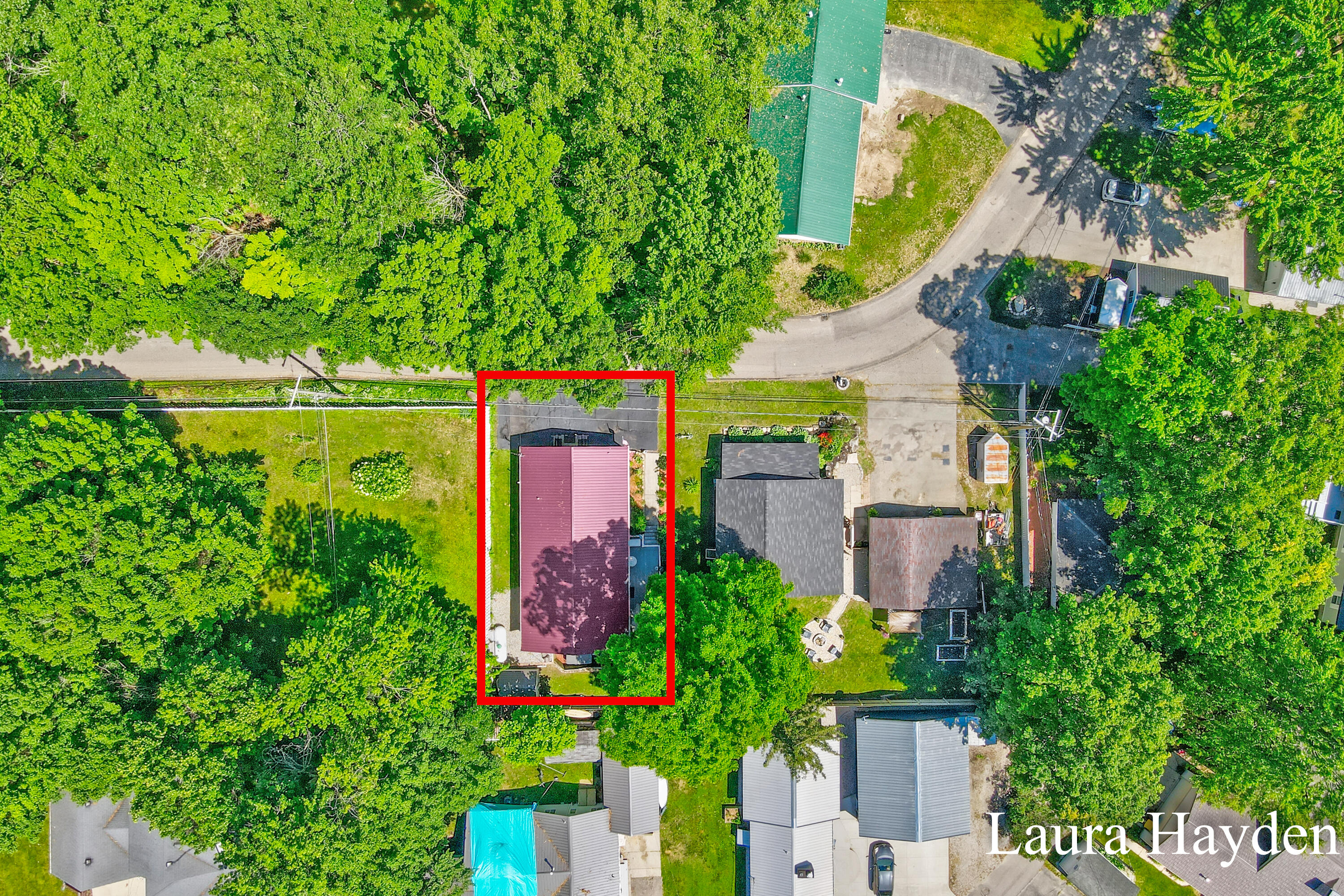6859 Paradise Park