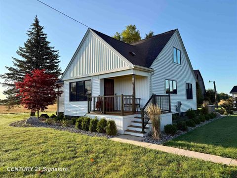 2054 Kloha Road Frankenlust Township MI 48706