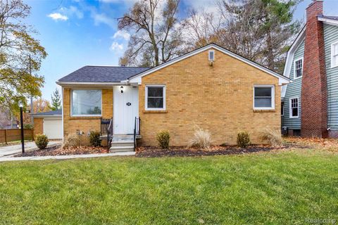 238 Oneida Street Pontiac City MI 48341