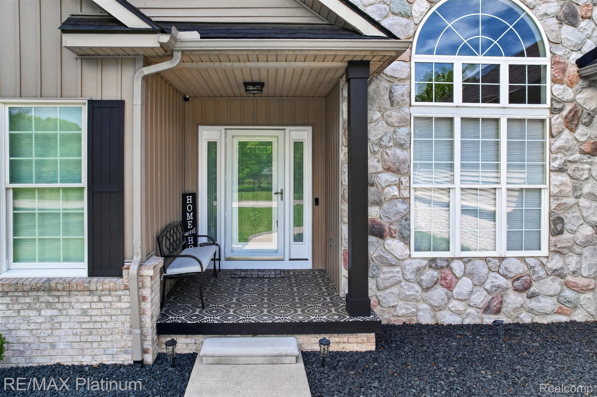 5060 Yax Pointe Drive