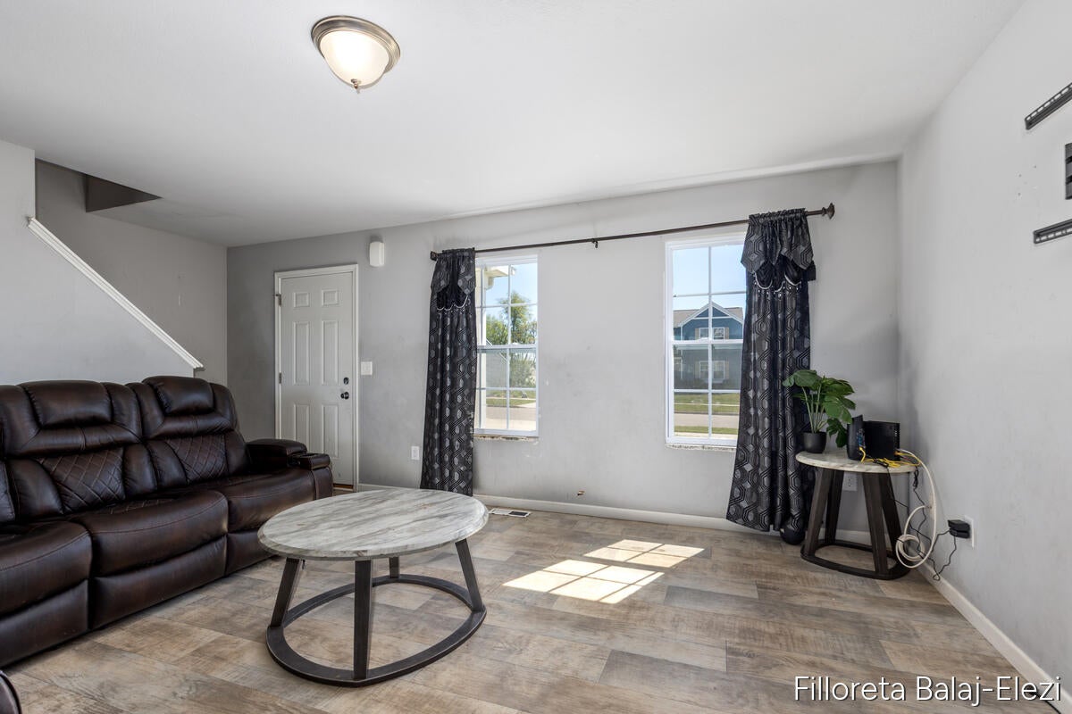 467 Oak View Drive