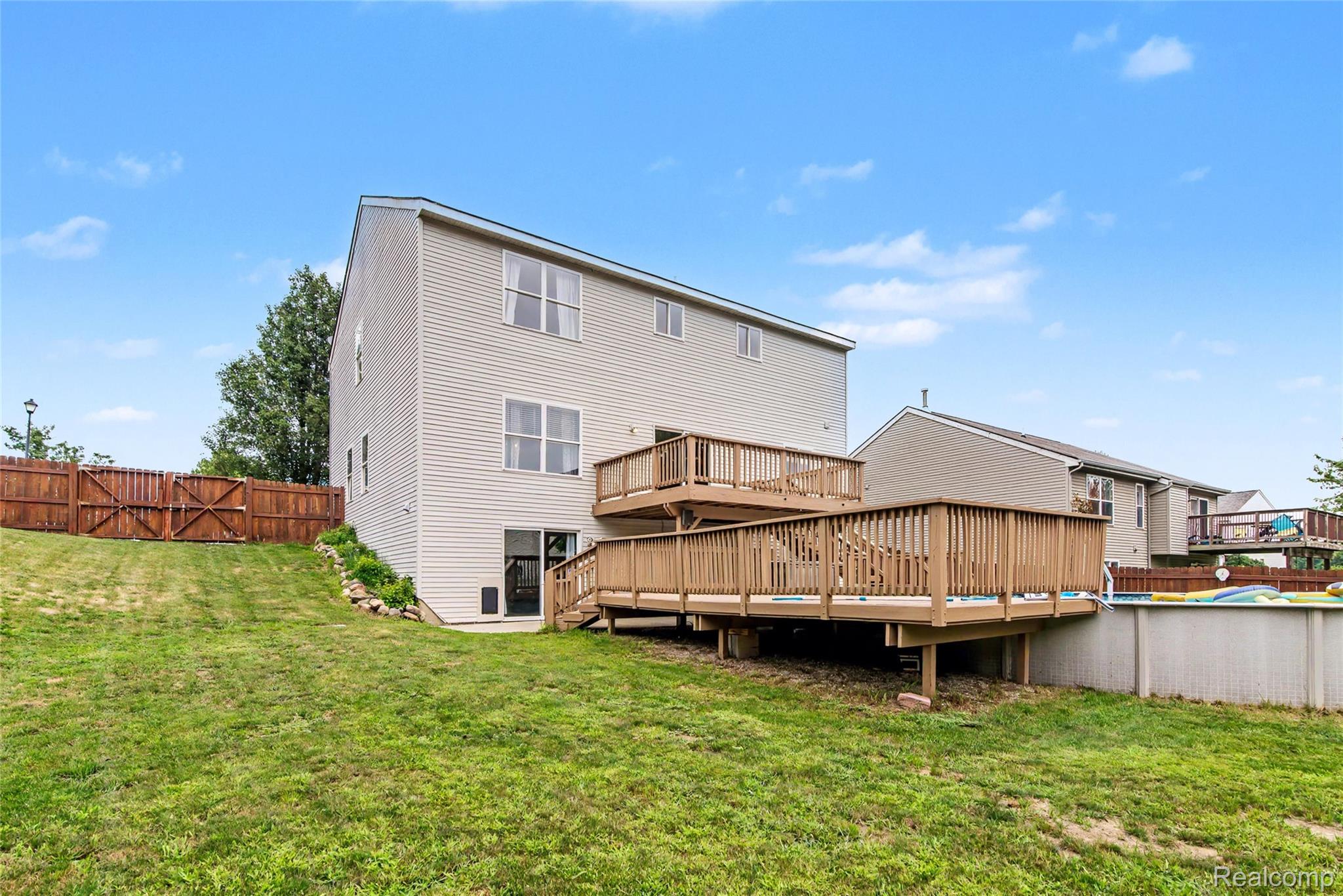 486 Sweet Briar Ridge