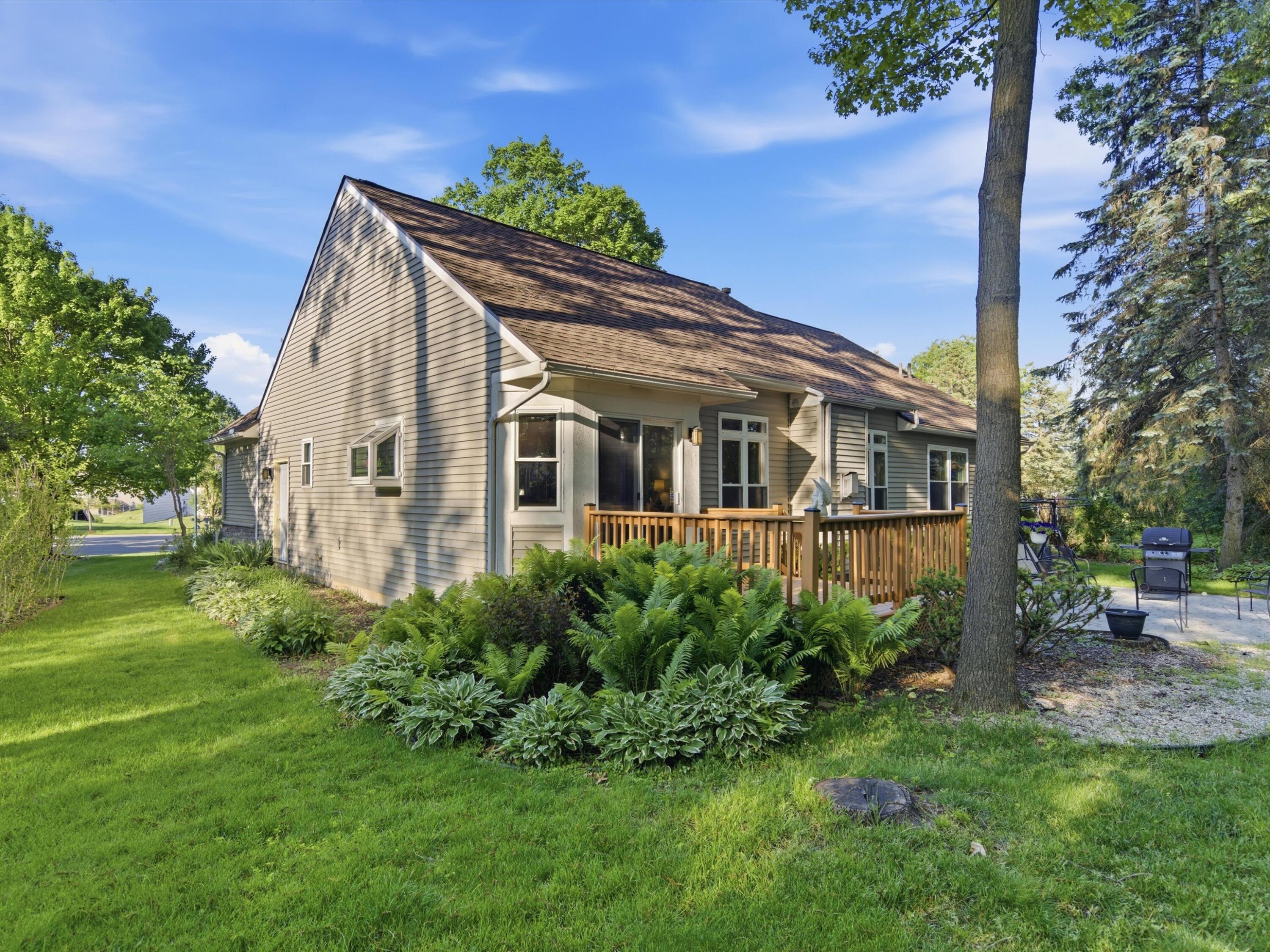 8473 Parkridge Drive
