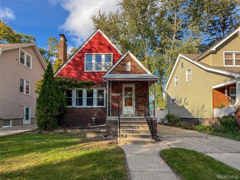 686 Princeton Road Berkley City MI 48072