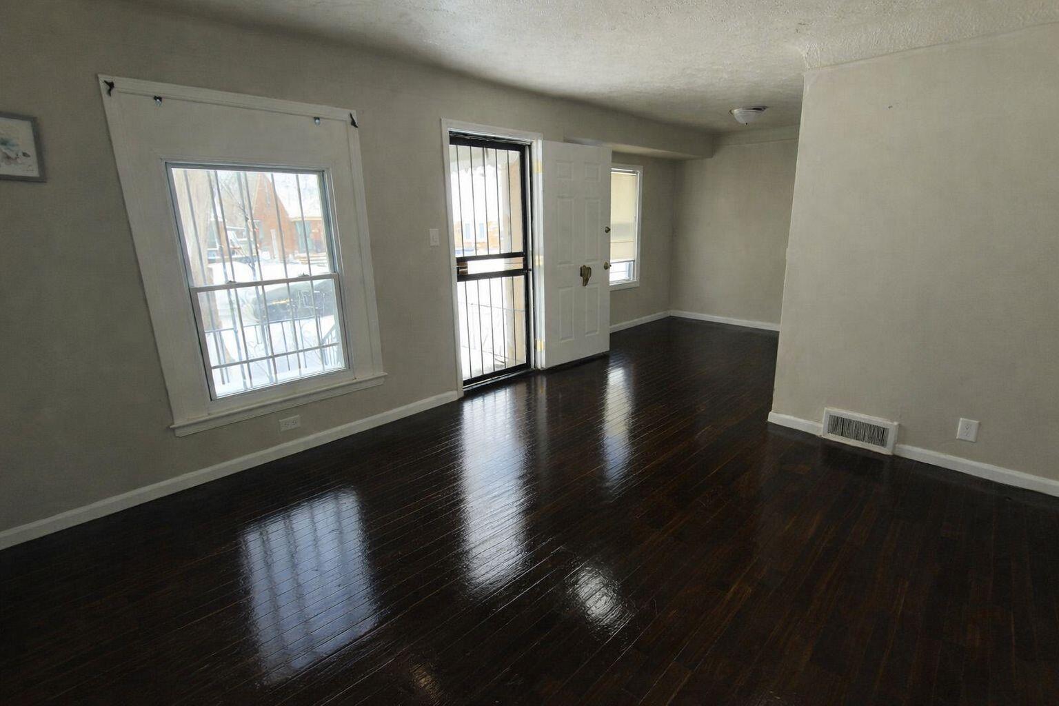 18556 Kentfield Street