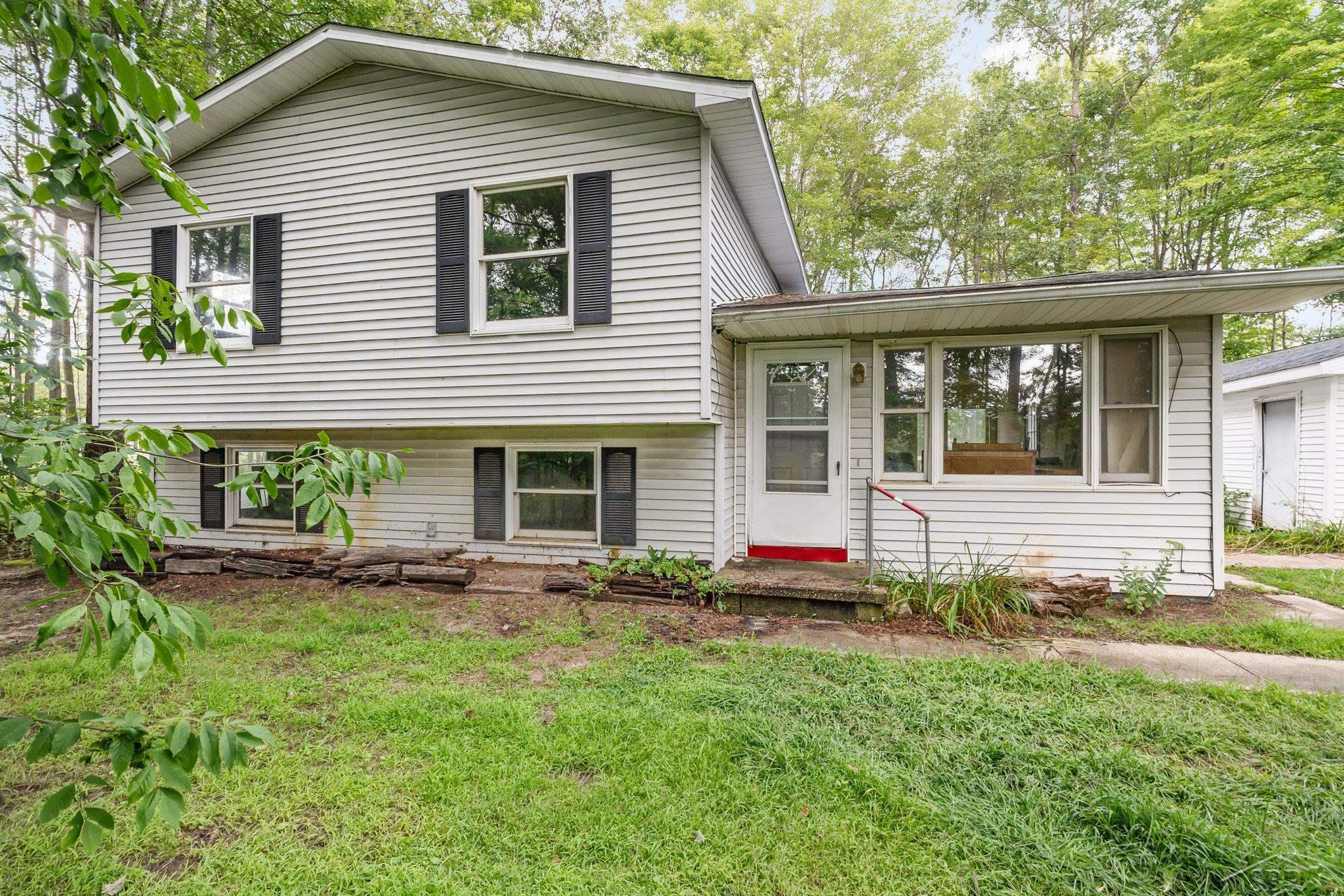 219 S Nine Mile Road