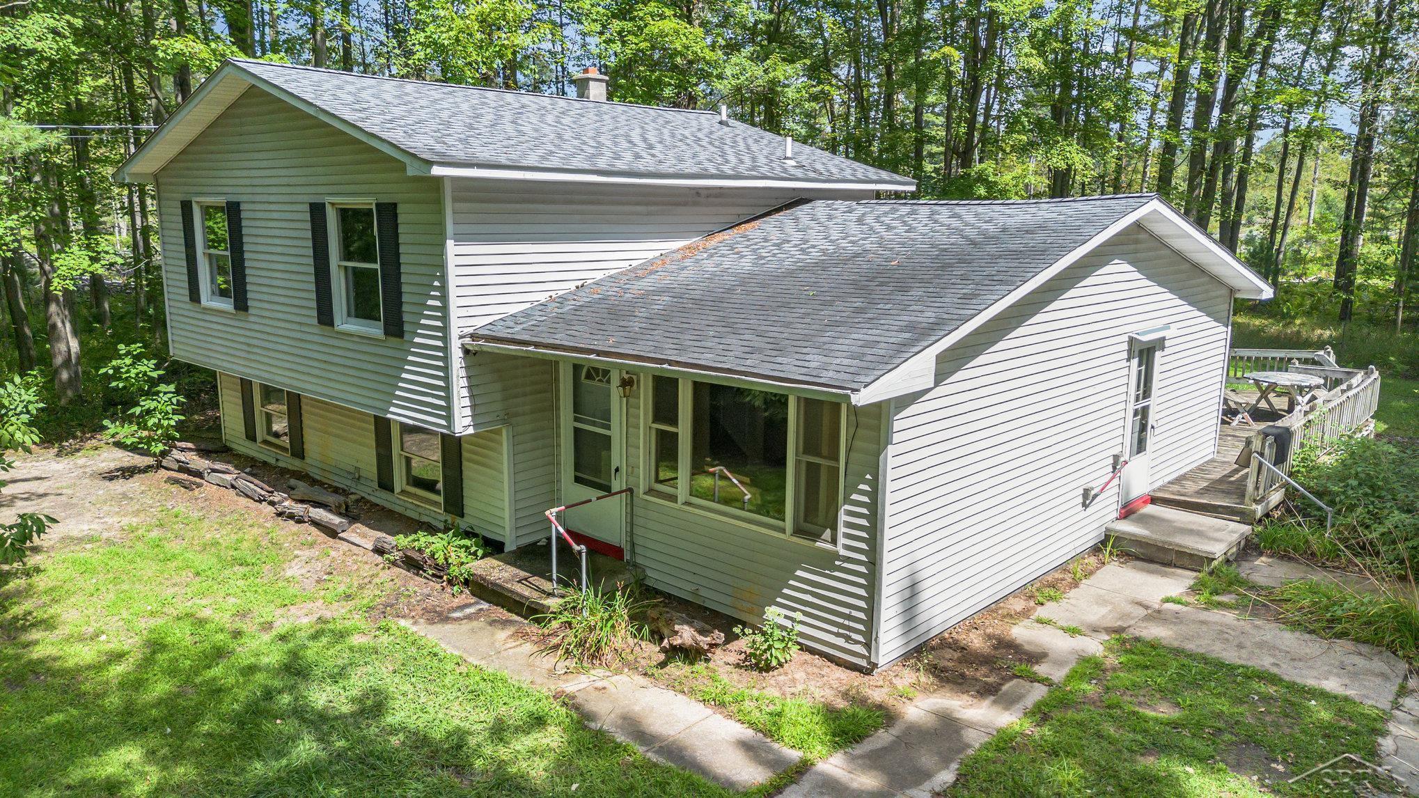 219 S Nine Mile Road