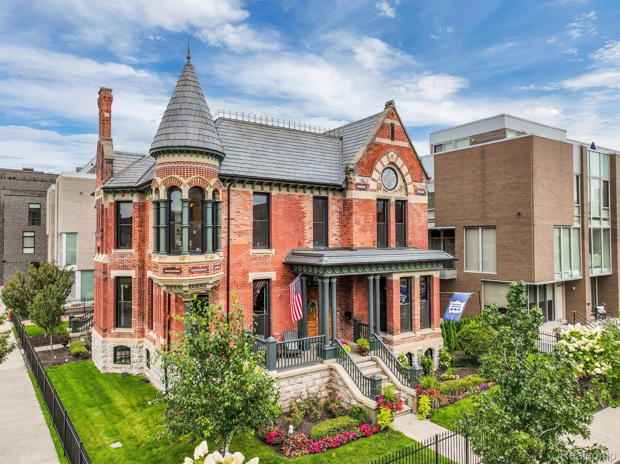 205A Alfred Street