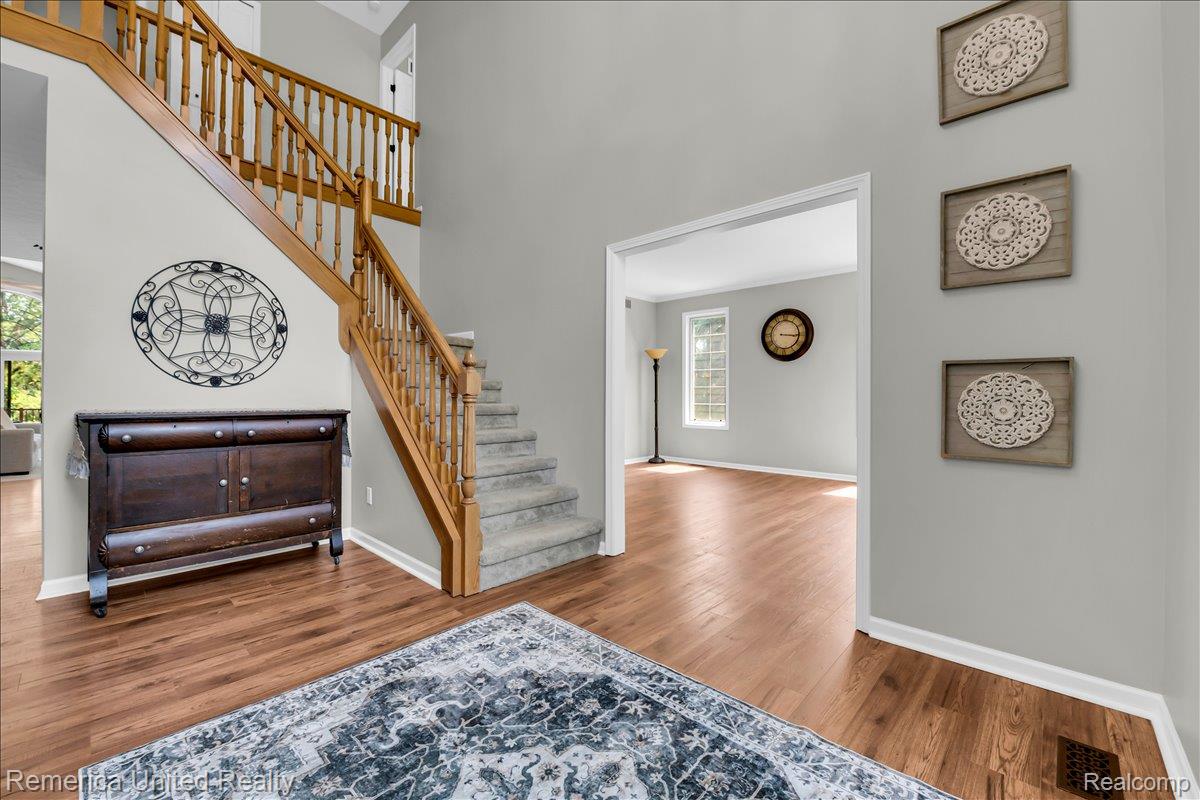 9438 Deer Creek Court