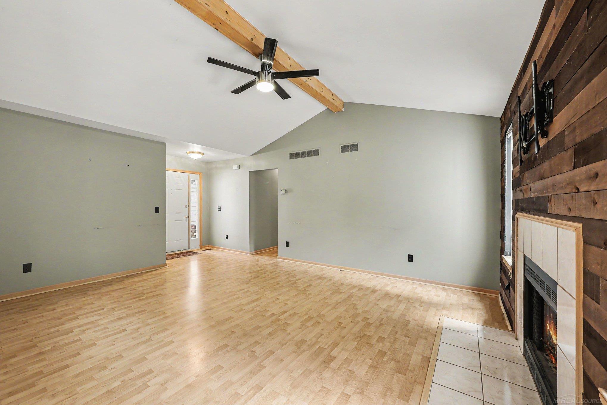 6016 Mulberry Drive
