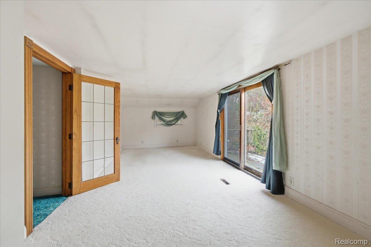 Hadley, Michigan 48462, United States, 4 Bedrooms Bedrooms, ,2 BathroomsBathrooms,Residential,Active,243311