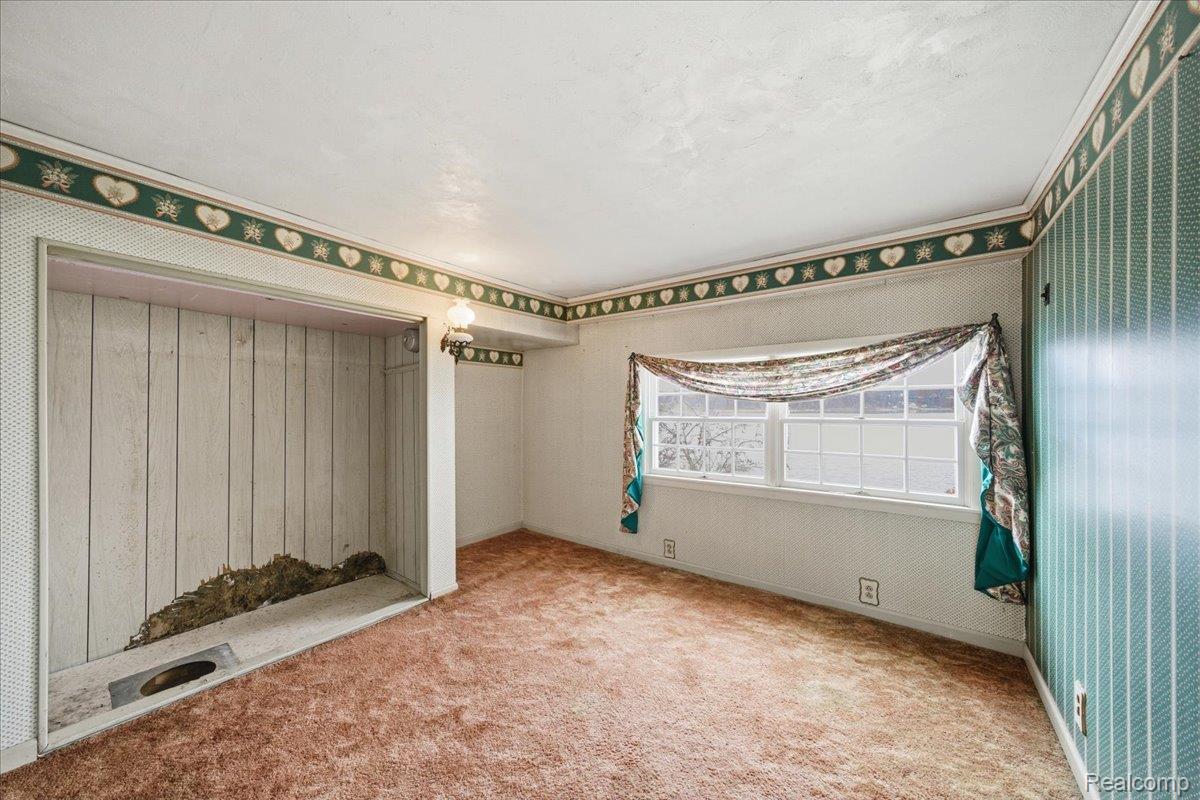 Hadley, Michigan 48462, United States, 4 Bedrooms Bedrooms, ,2 BathroomsBathrooms,Residential,Active,243311