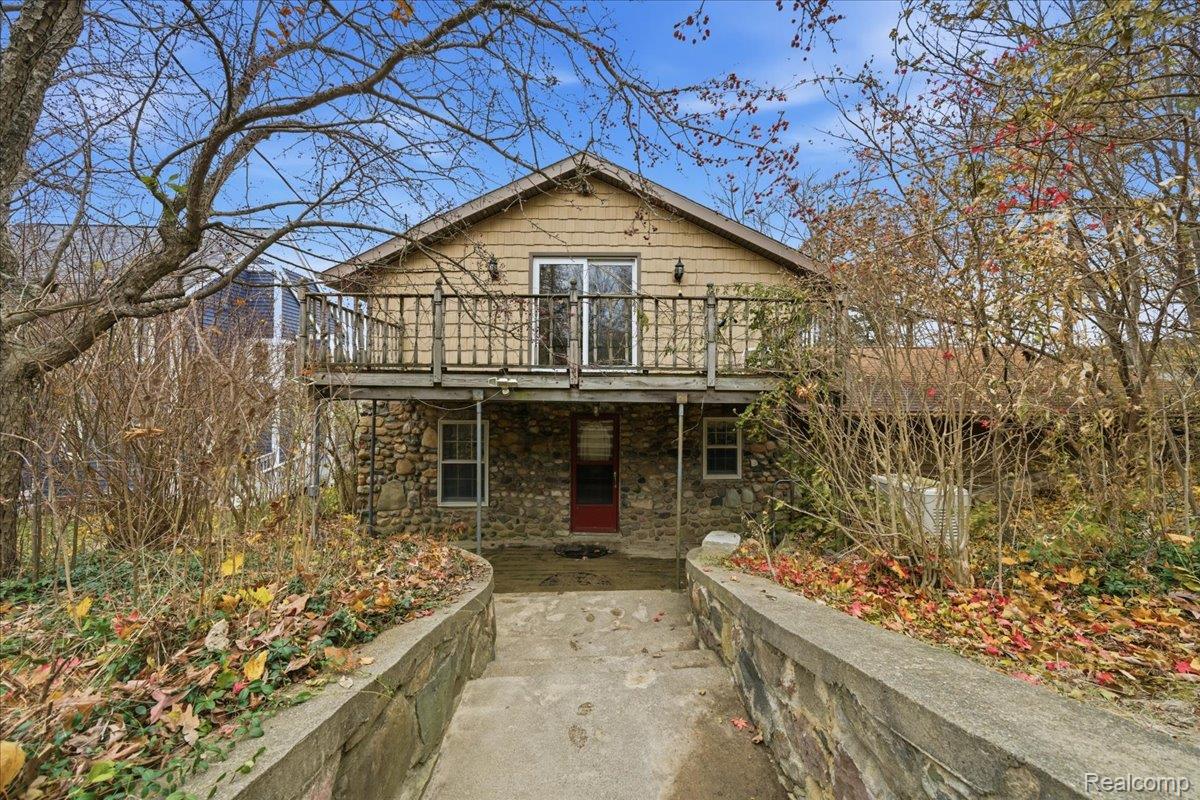 Hadley, Michigan 48462, United States, 4 Bedrooms Bedrooms, ,2 BathroomsBathrooms,Residential,Active,243311