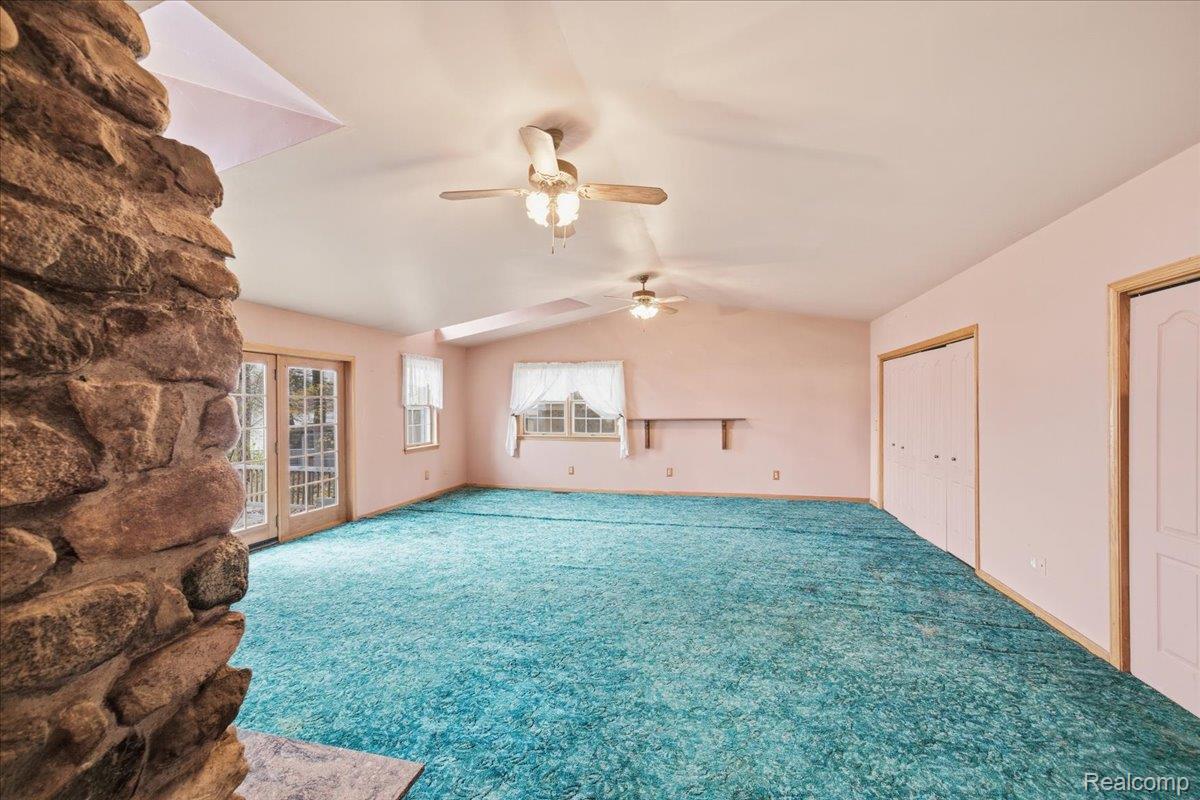 Hadley, Michigan 48462, United States, 4 Bedrooms Bedrooms, ,2 BathroomsBathrooms,Residential,Active,243311