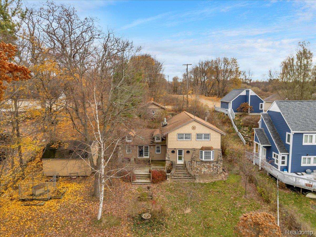 Hadley, Michigan 48462, United States, 4 Bedrooms Bedrooms, ,2 BathroomsBathrooms,Residential,Active,243311