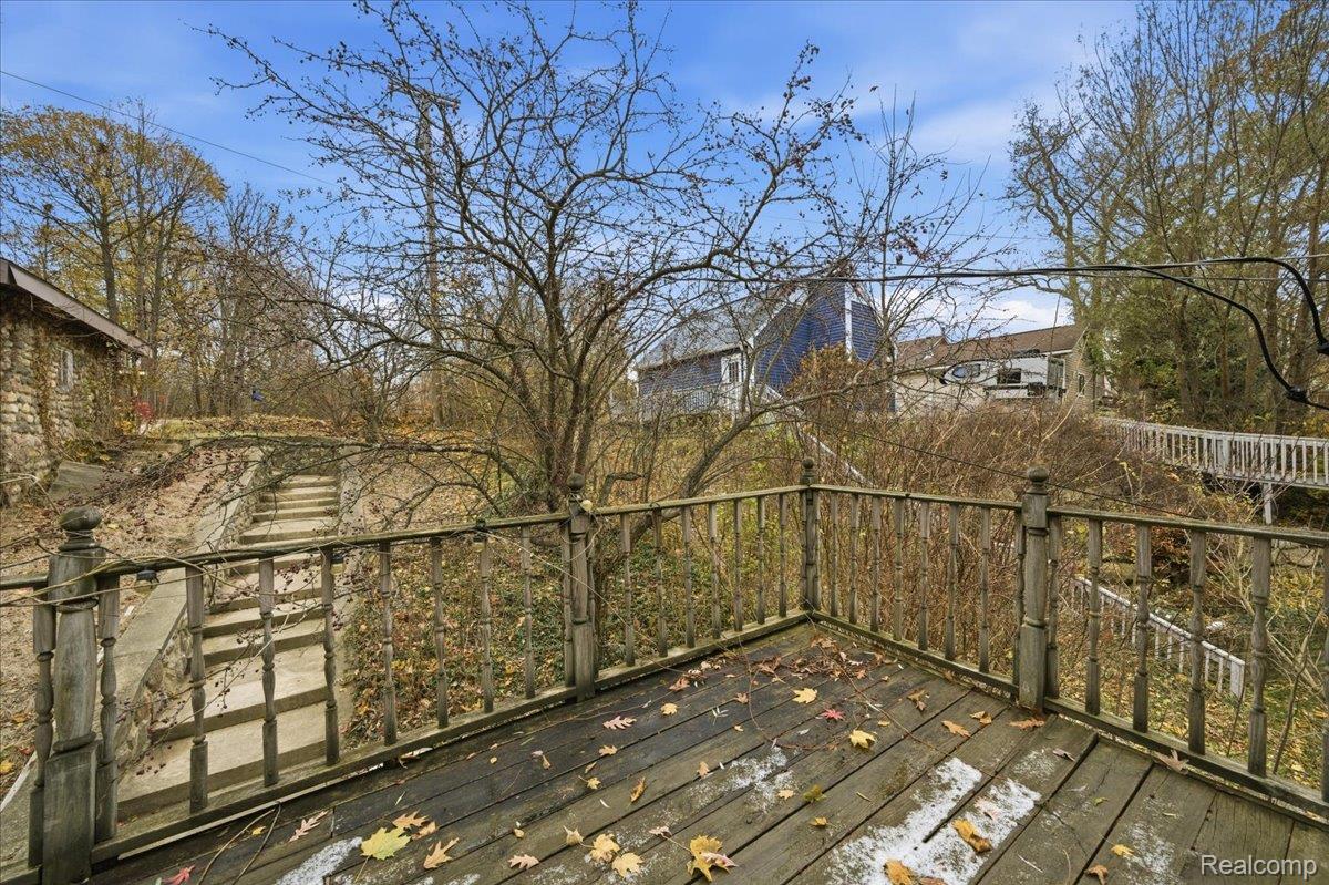 Hadley, Michigan 48462, United States, 4 Bedrooms Bedrooms, ,2 BathroomsBathrooms,Residential,Active,243311