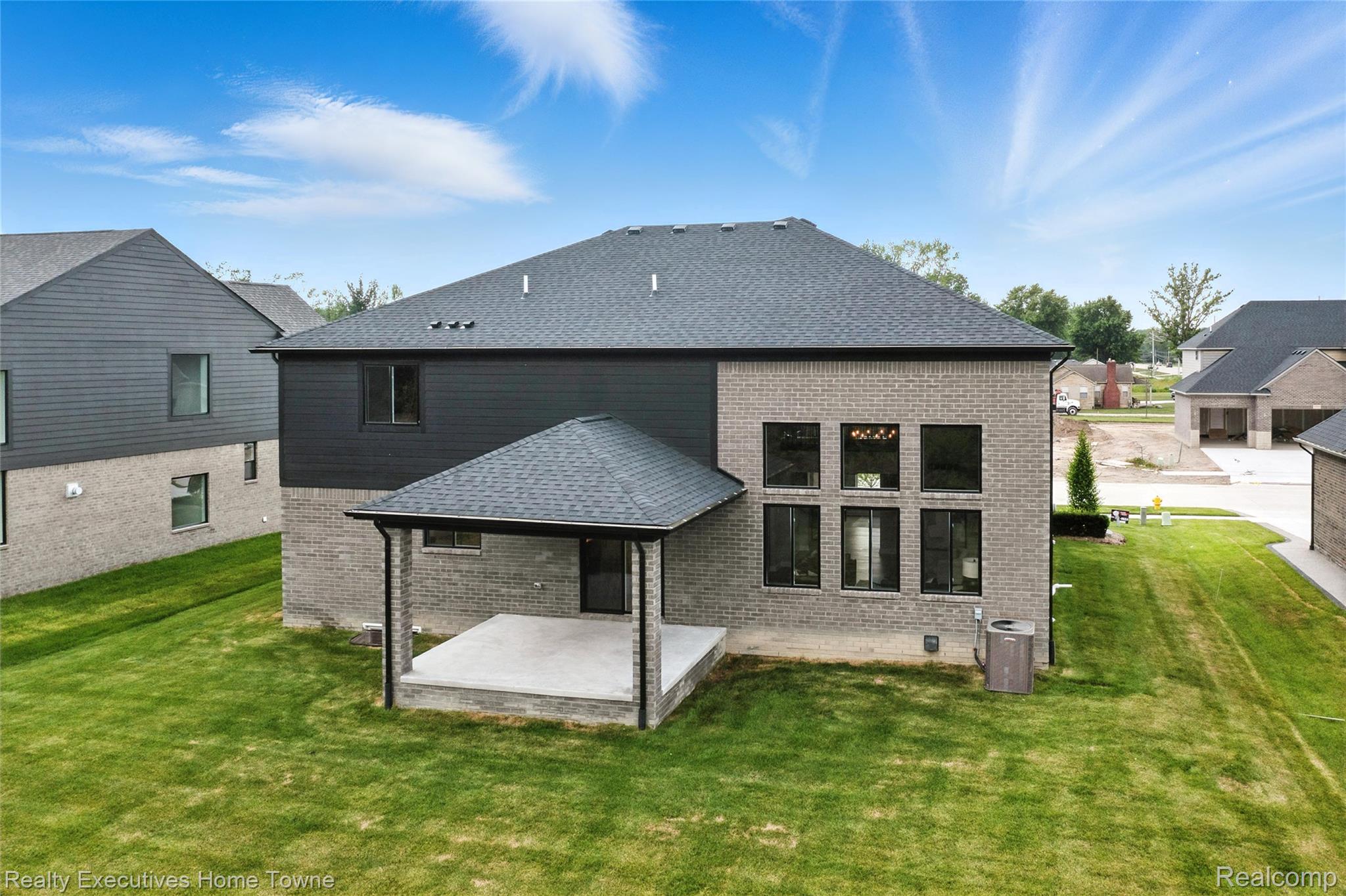 50701 Mistwood Drive