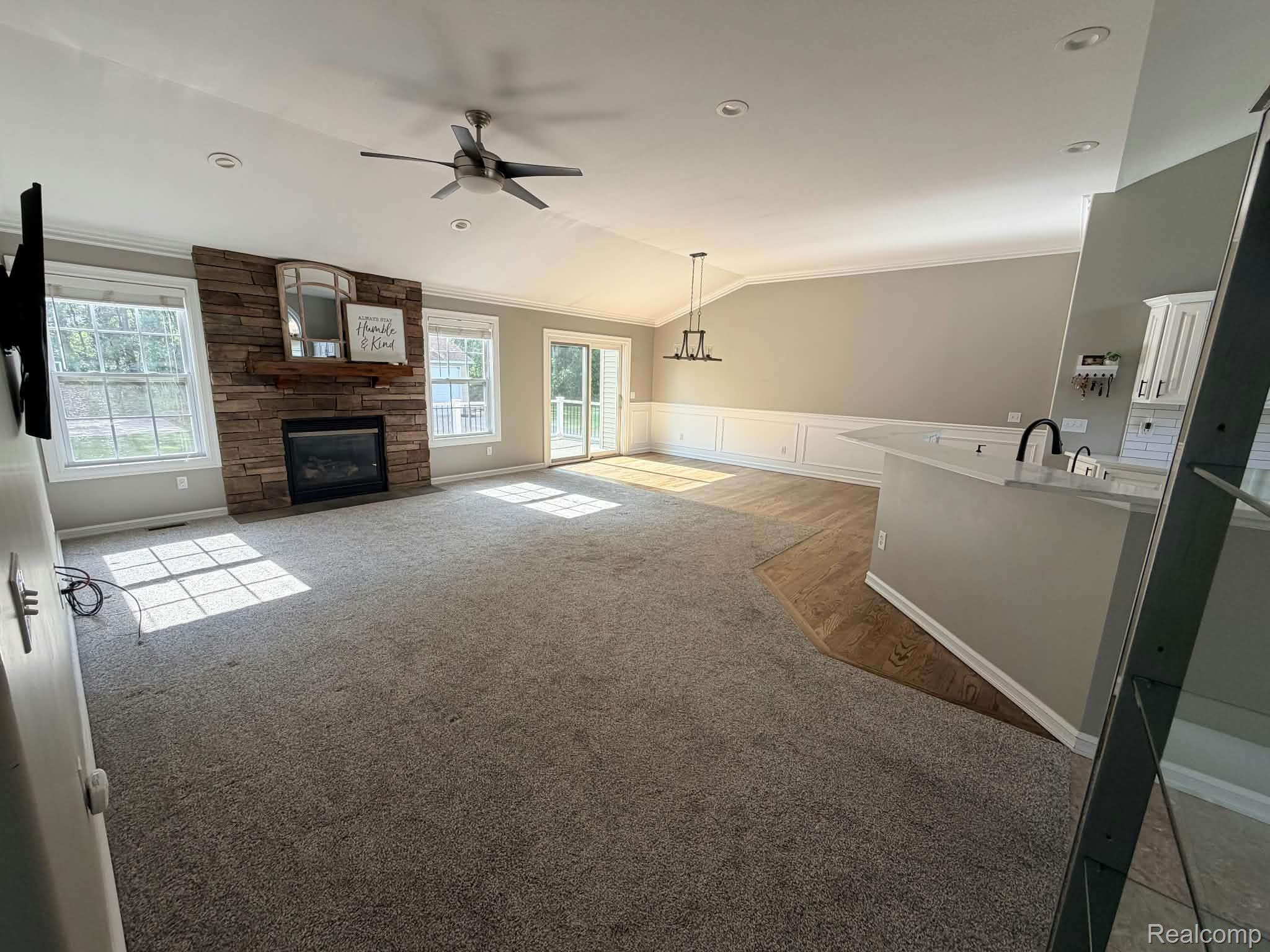 10070 N Fenton Road