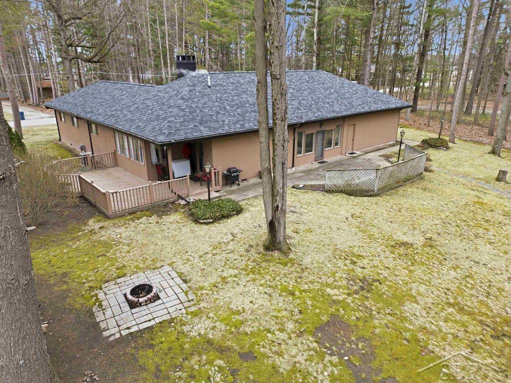 547 W Peterson Drive