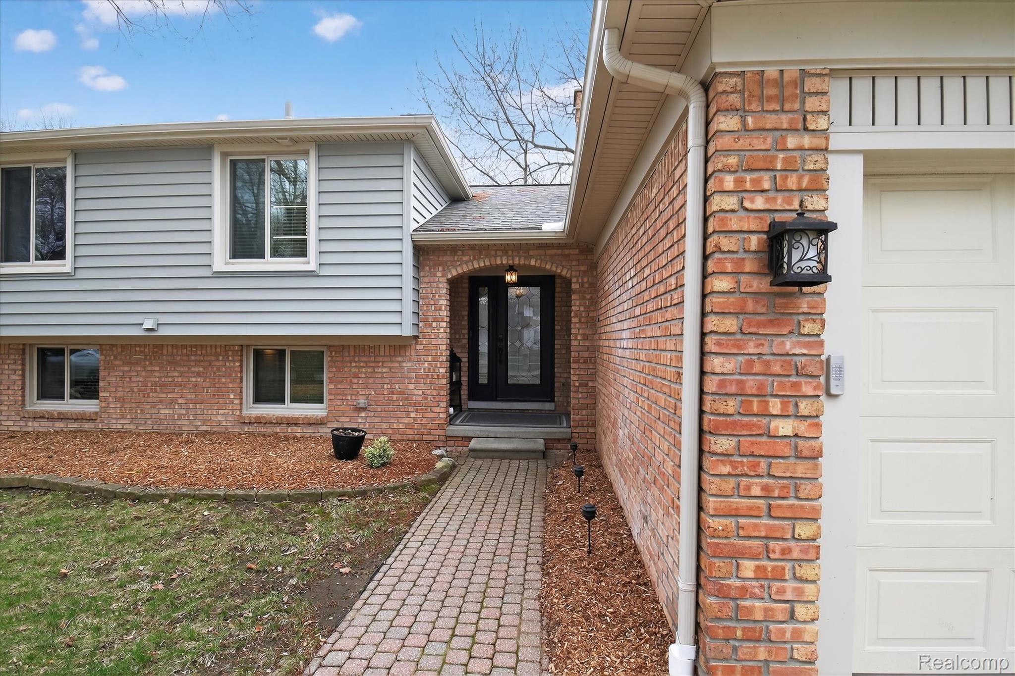 45459 Brunswick Drive