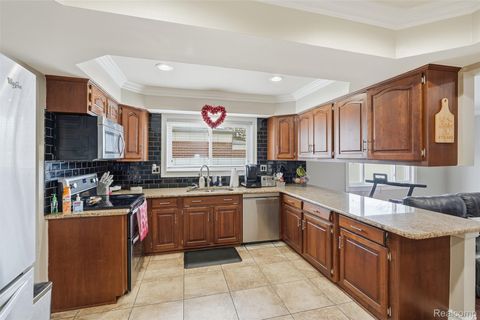 Tiny photo for 33367 Elgin Court, Sterling Heights City, MI 48310 (MLS # 20251060958)