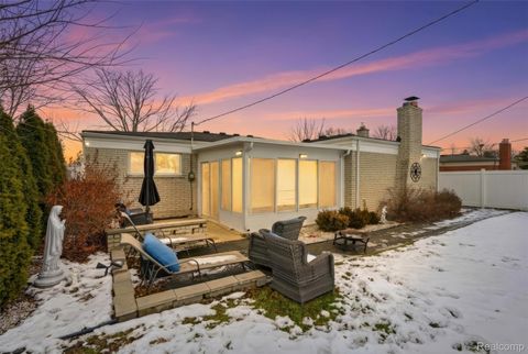 Tiny photo for 33367 Elgin Court, Sterling Heights City, MI 48310 (MLS # 20251060958)