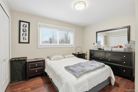 Tiny photo for 33367 Elgin Court, Sterling Heights City, MI 48310 (MLS # 20251060958)